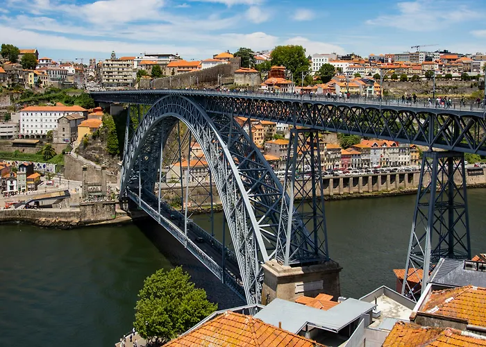 Porto Hotels for Romantic Getaway