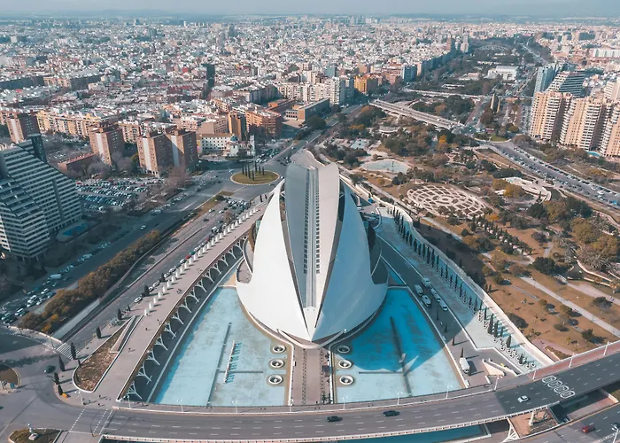 Valencia Hotels for Romantic Getaway