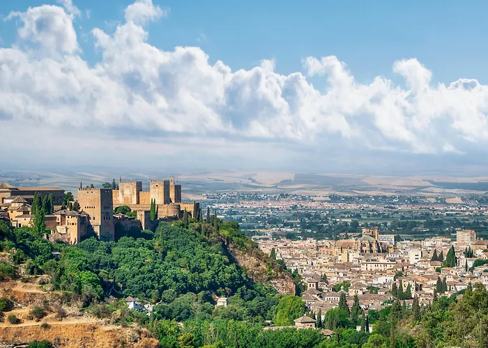 Granada Hotels for Romantic Getaway
