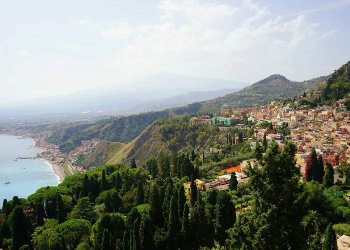 Taormina Hotels for Romantic Getaway