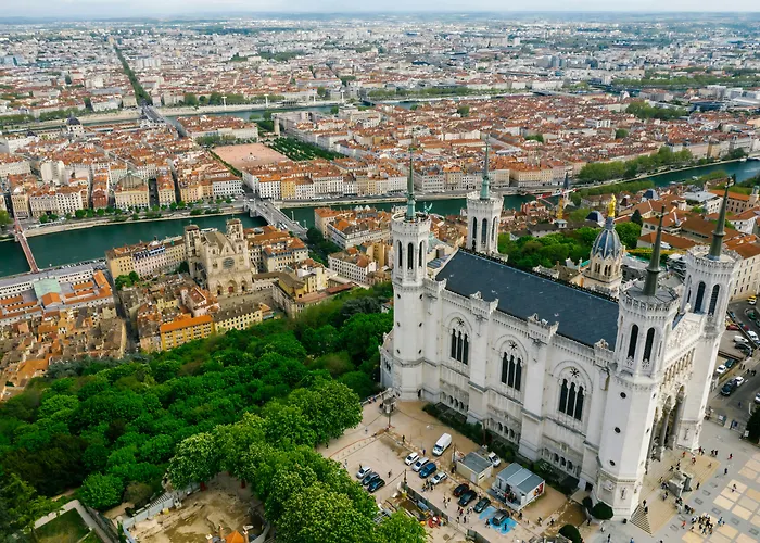 Lyon Hotels for Romantic Getaway