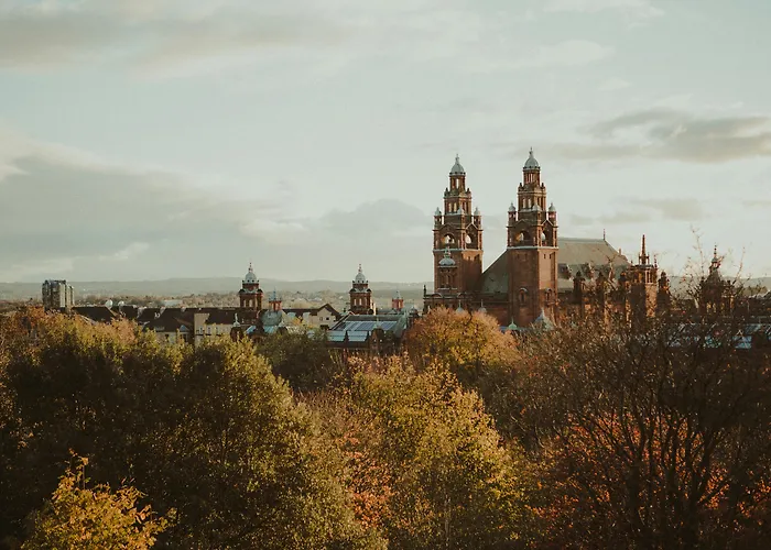 Glasgow Hotels for Romantic Getaway