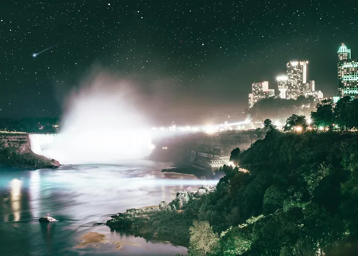 Niagara Falls Hotels for Romantic Getaway