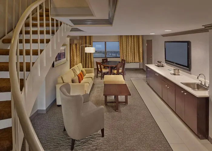 Doubletree By Hilton Little Rock
