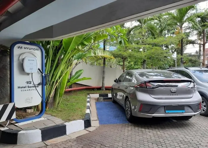 Hotel Santika Premiere Semarang