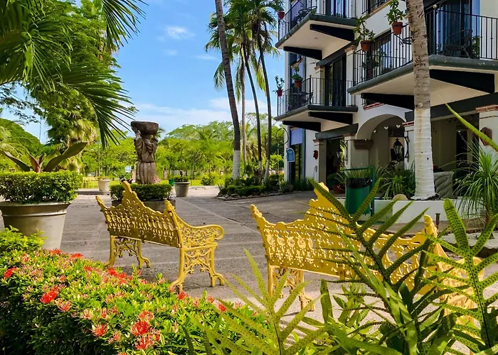 Puerto De Luna Pet Friendly And Family Suites