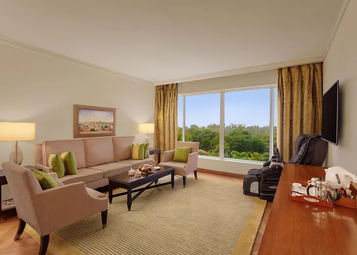 Gurgaon Hotels for Romantic Getaway
