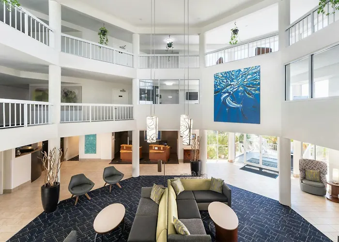 Key Largo Hotels for Romantic Getaway