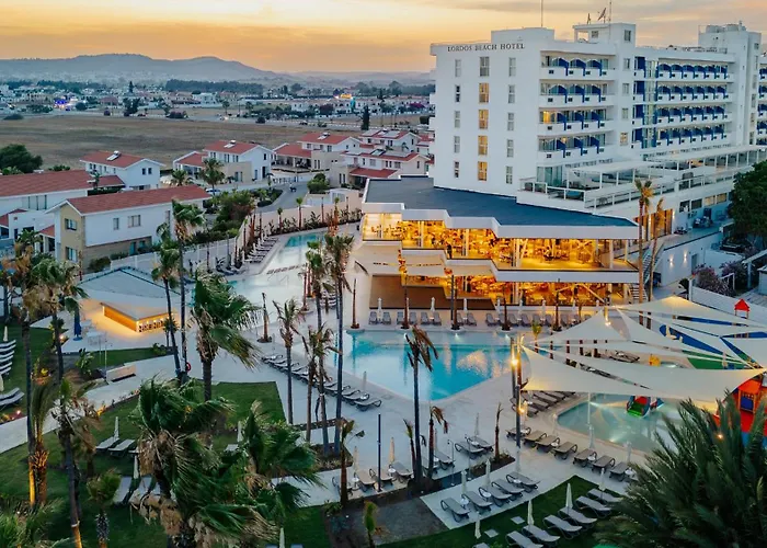 Lordos Beach Hotel&Spa