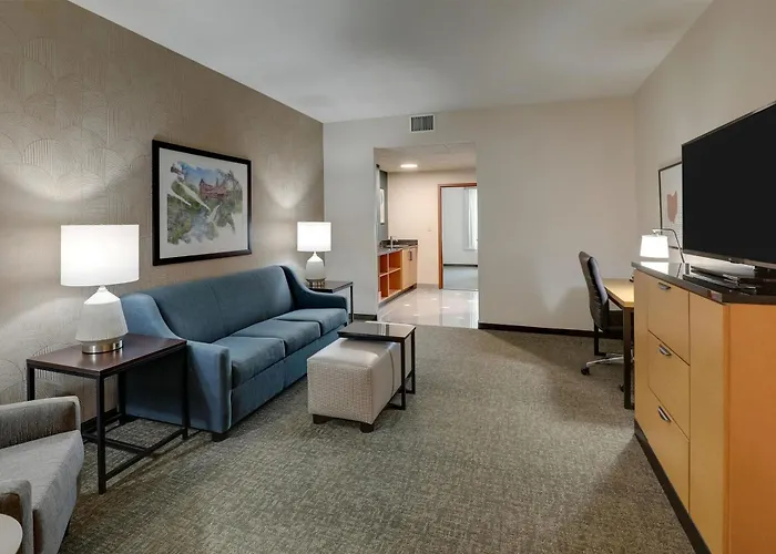 Dayton Hotels for Romantic Getaway