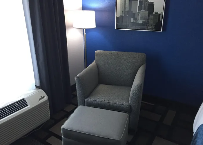 Best Western Plus Birmingham Inn & Suites