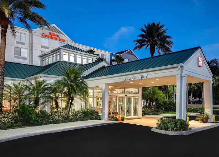 Fort Myers Hotels for Romantic Getaway