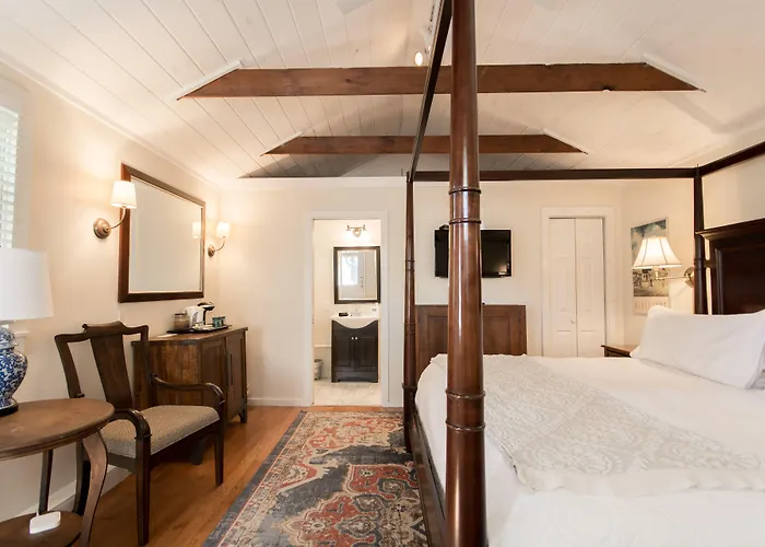 Newport Hotels for Romantic Getaway