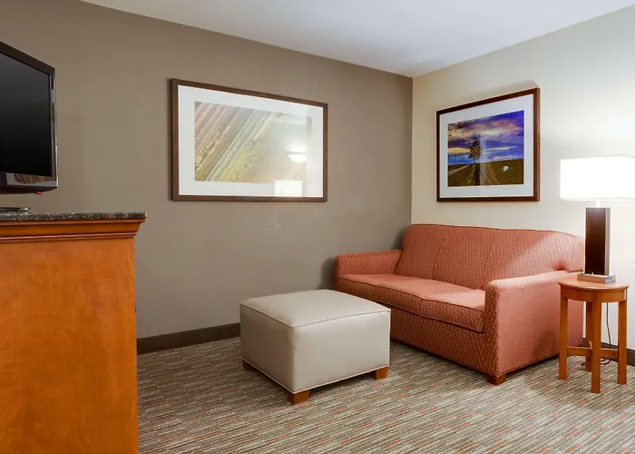 Greenville Hotels for Romantic Getaway