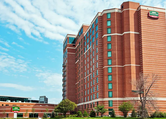 Courtyard By Marriott Ottawa East