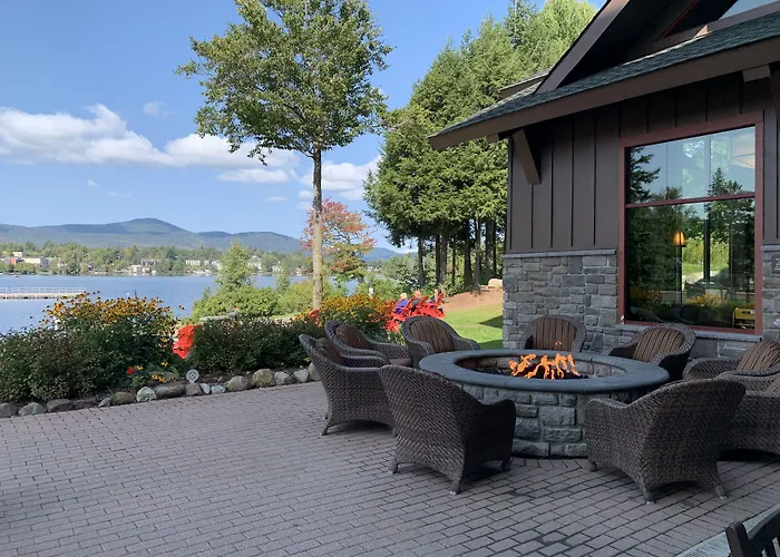 Lake Placid Hotels for Romantic Getaway