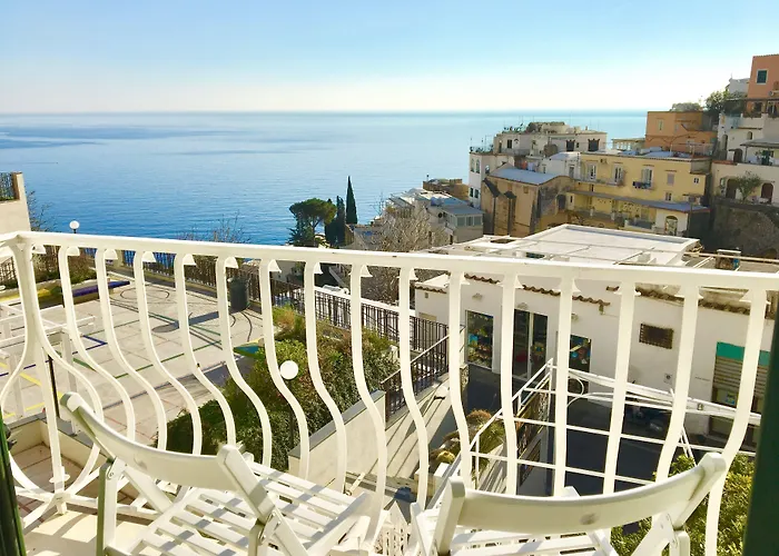 Positano Hotels for Romantic Getaway