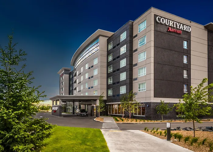 Courtyard By Marriott Winnipeg Airport