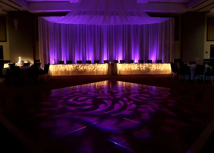 Dayton Hotels for Romantic Getaway