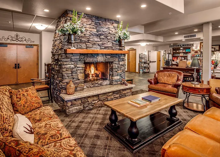Leavenworth Hotels for Romantic Getaway