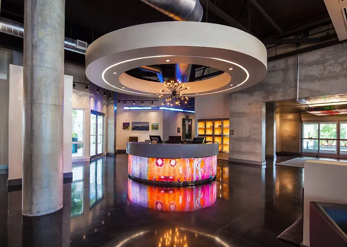Sarasota Hotels for Romantic Getaway