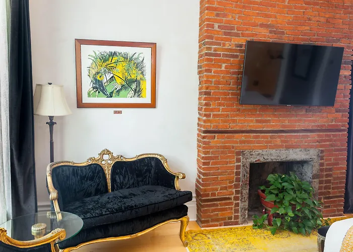Ithaca Hotels for Romantic Getaway