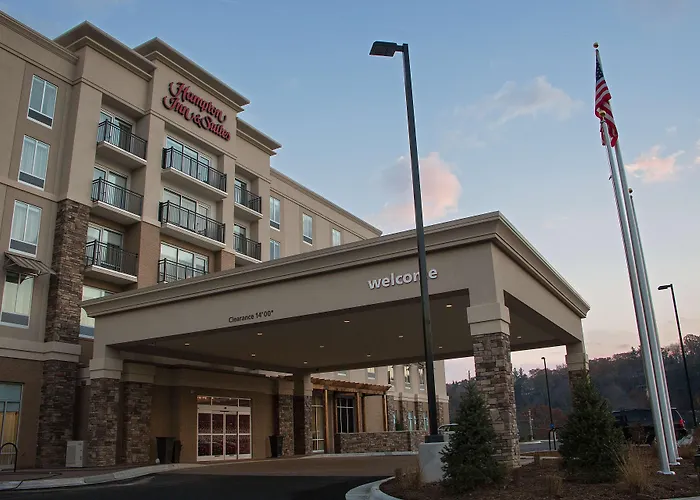 Boone Hotels for Romantic Getaway
