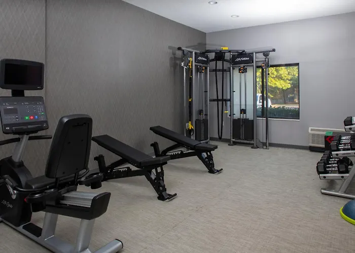 Courtyard By Marriott Richmond Northwest