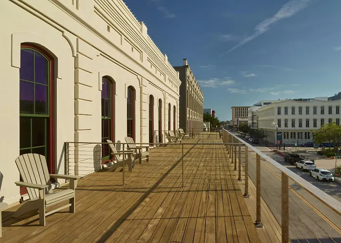 Galveston Hotels for Romantic Getaway