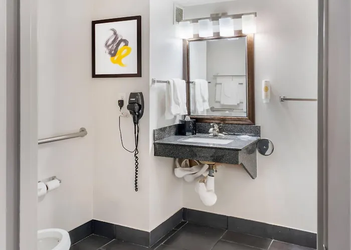 Comfort Inn & Suites El Paso I-10 Airport Area