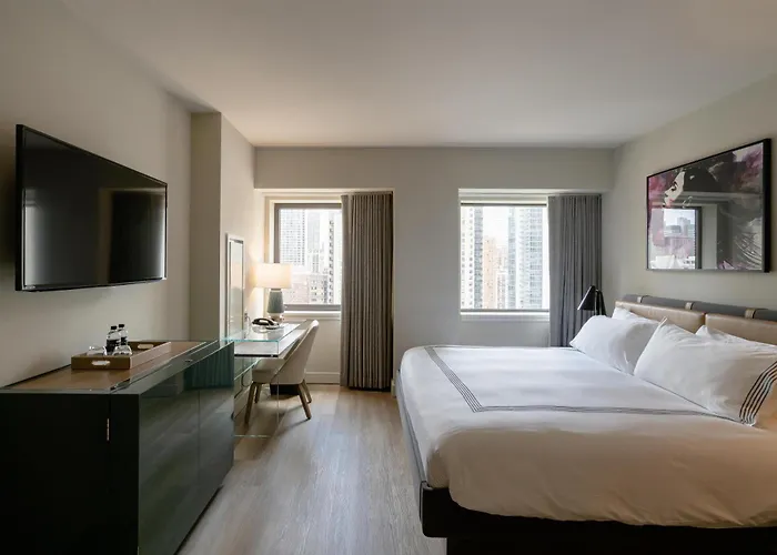 Thompson Chicago, By Hyatt