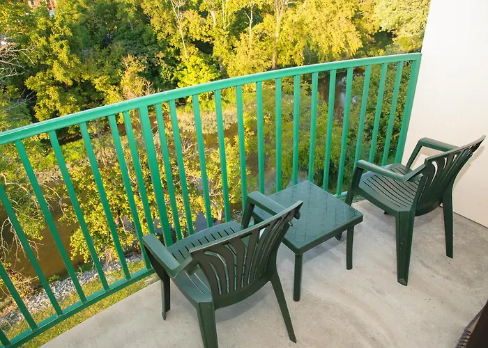 Pigeon River Inn