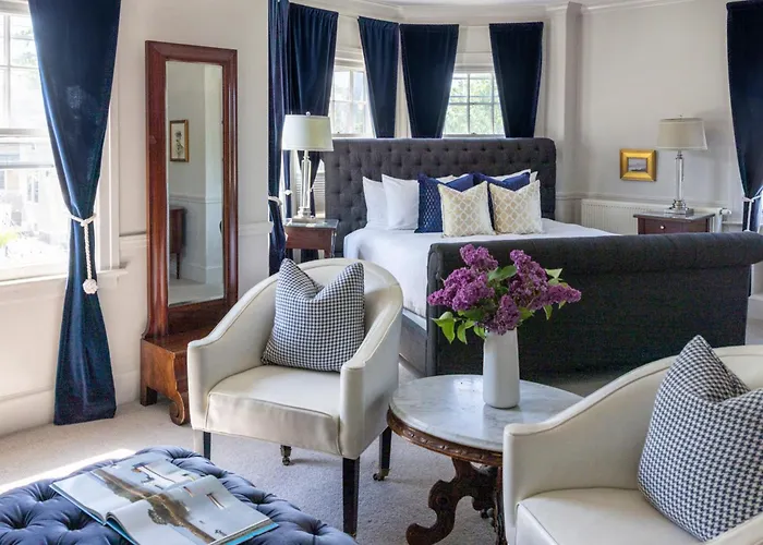 Kennebunkport Hotels for Romantic Getaway