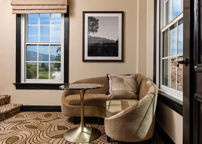 Montecito Inn