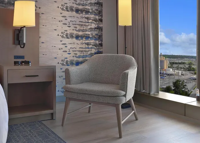 Cedar Rapids Hotels for Romantic Getaway