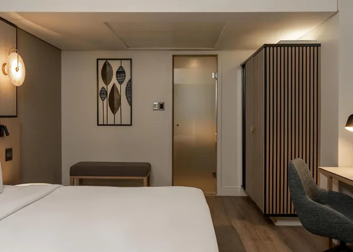 Radisson Blu Gautrain Hotel, Sandton Johannesburg