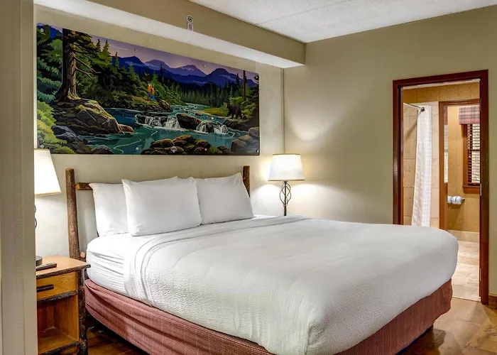 Bearskin Lodge On The River
