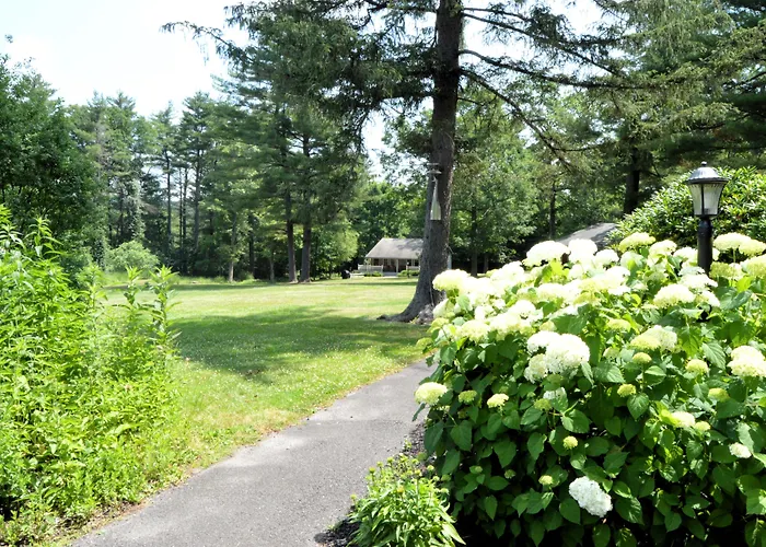 Woodfield Manor - A Sundance Vacations Property