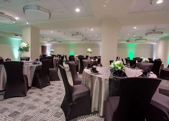 Pittsburgh Hotels for Romantic Getaway