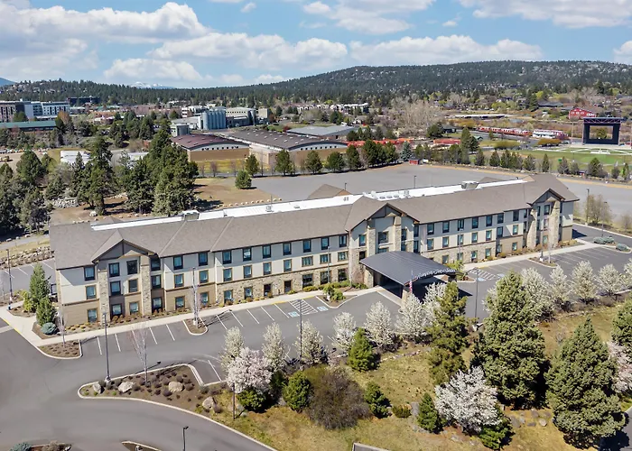 Bend Hotels for Romantic Getaway