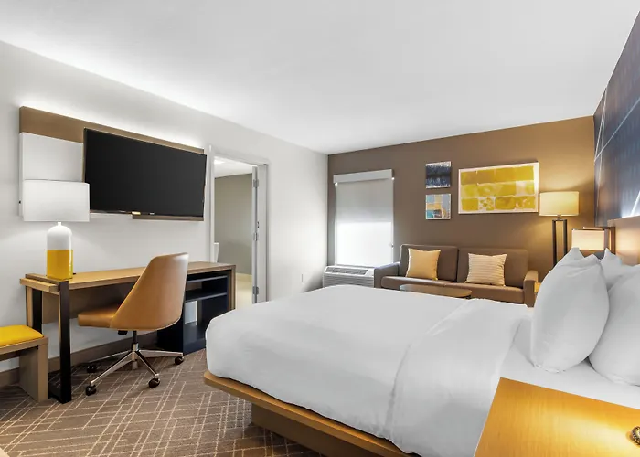 Douglasville Hotels for Romantic Getaway