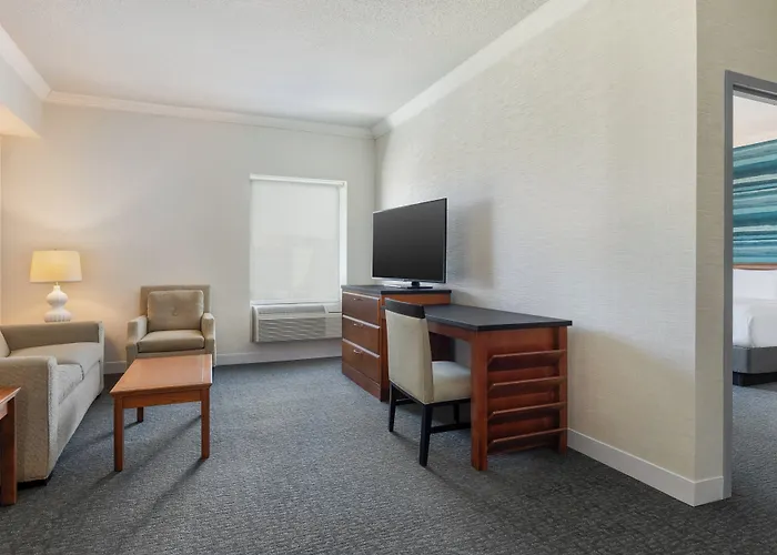 Niagara Fallsview Hotel & Suites