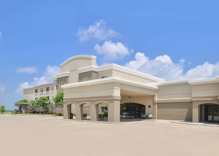 Natchez Hotels for Romantic Getaway
