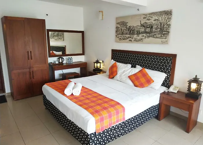 Hotel Pinnalanda - New Deal! Exclusive Offers On Pickups Available!